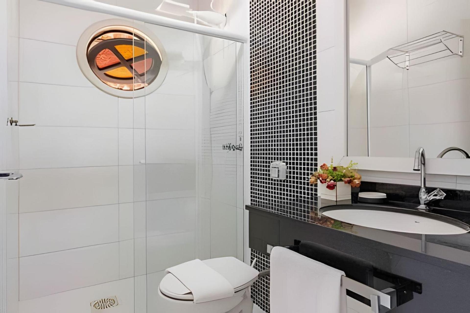 Apartamento 500m Do Mar, Churrasqueira, Academia, Area De Lazer Florianopolis